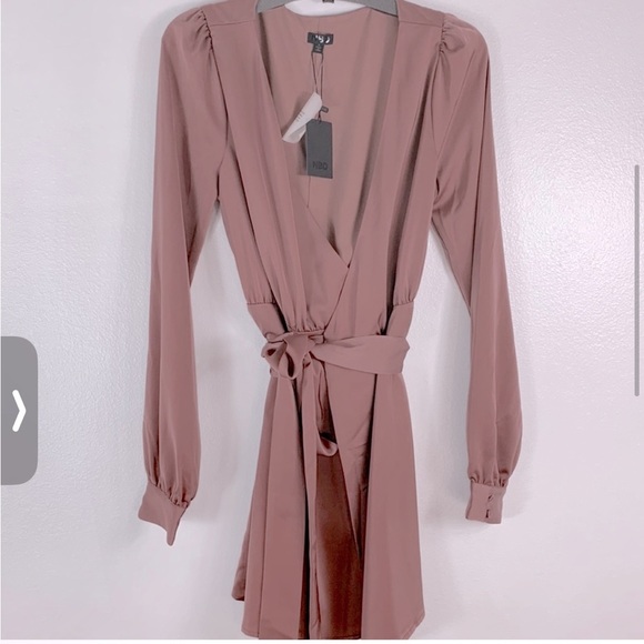 NBD Janet Wrap Long Sleeves Mini Dress in Mauve Size M - Picture 7 of 8